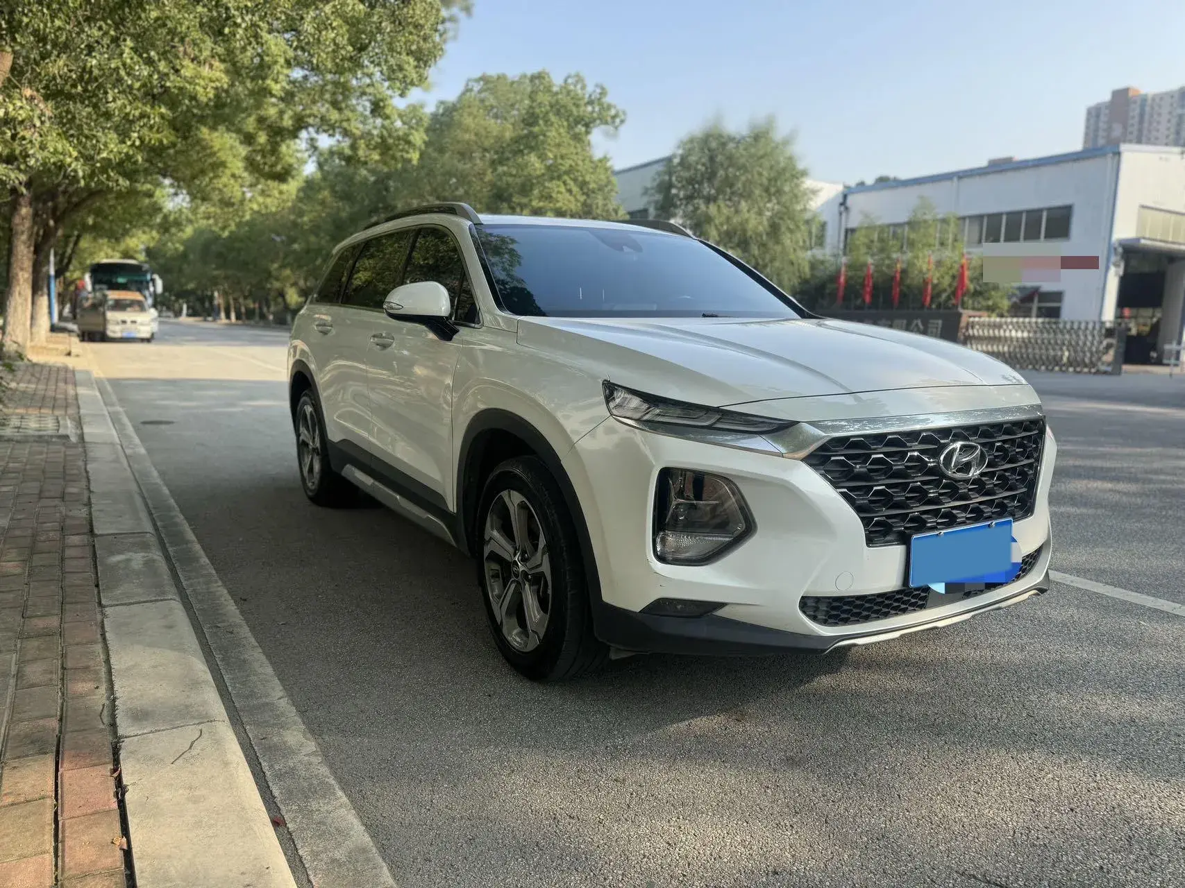 2019 HYUNDAI SANTAFE thumbnail 3