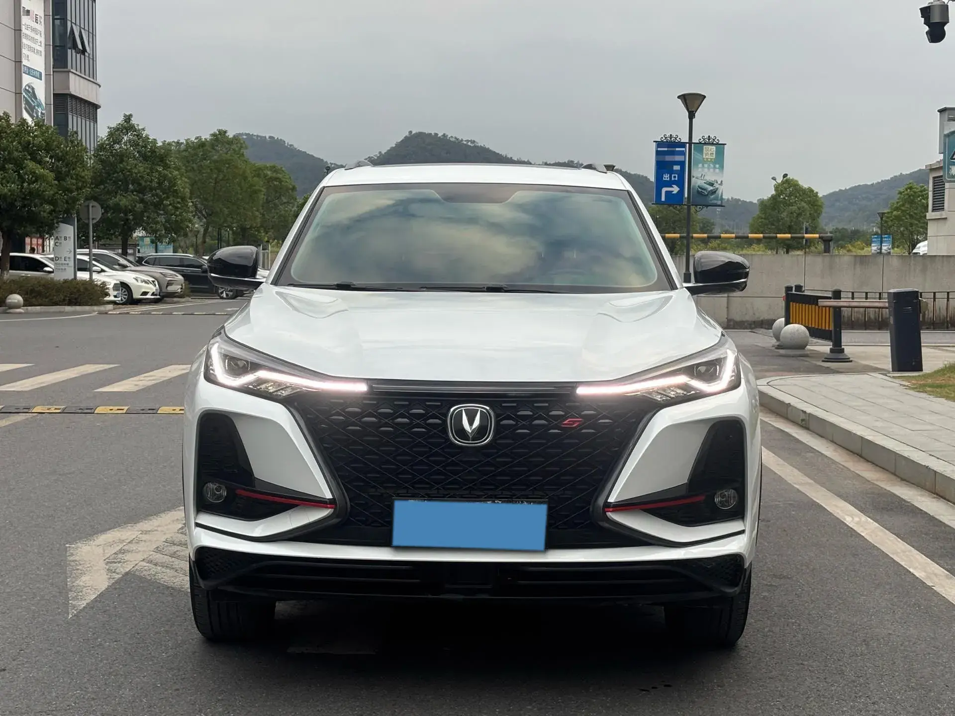 2021 CHANGAN CS75 thumbnail 2