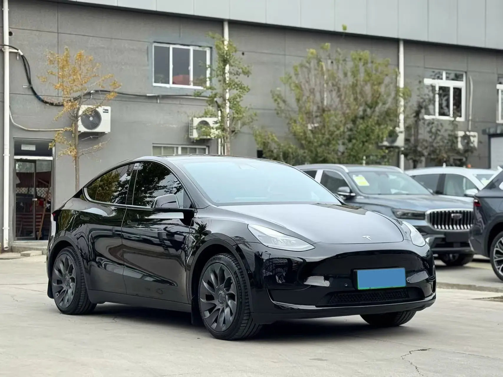 2023 TESLA MODEL thumbnail 3