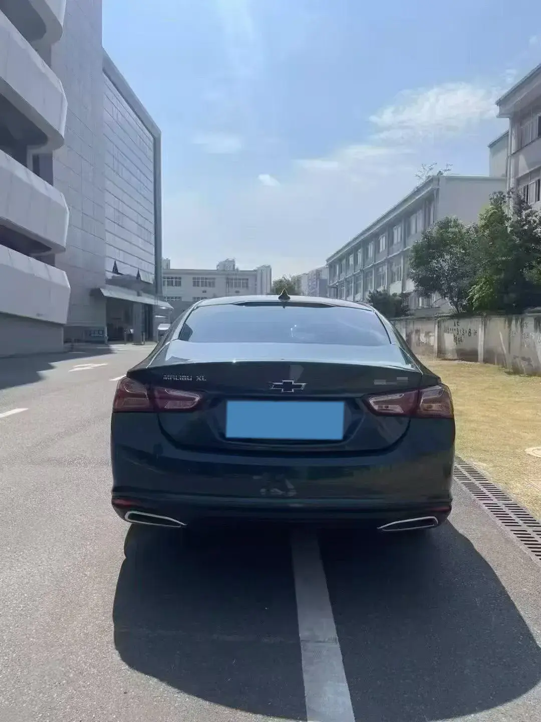 2022 CHEVROLET MALIBU thumbnail 3