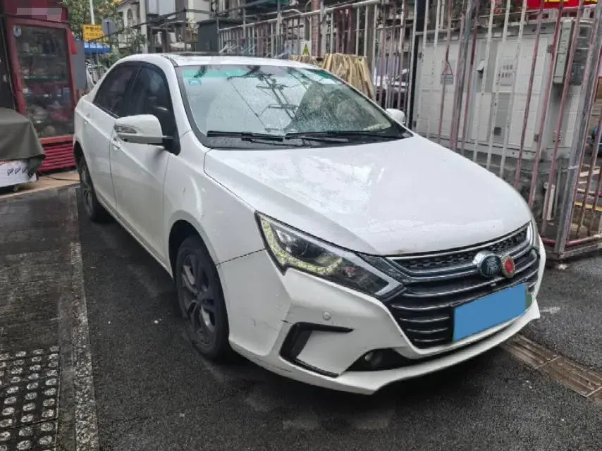 2017 BYD QIN thumbnail 2