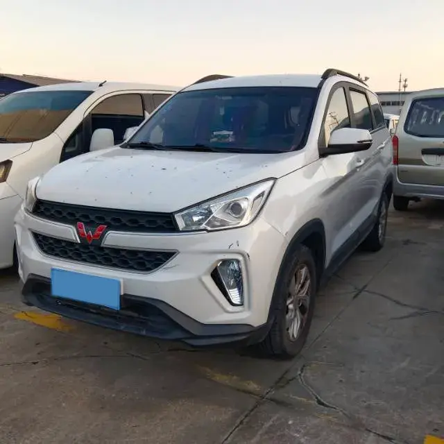 2018 WULING HONGGUANG view 1