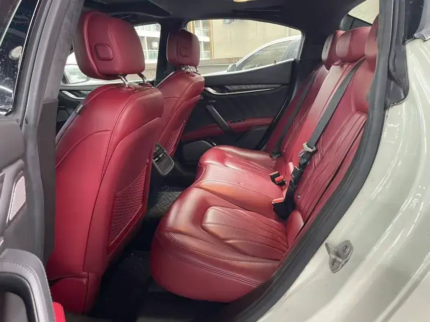 2019 MASERATI GHIBLI thumbnail 3