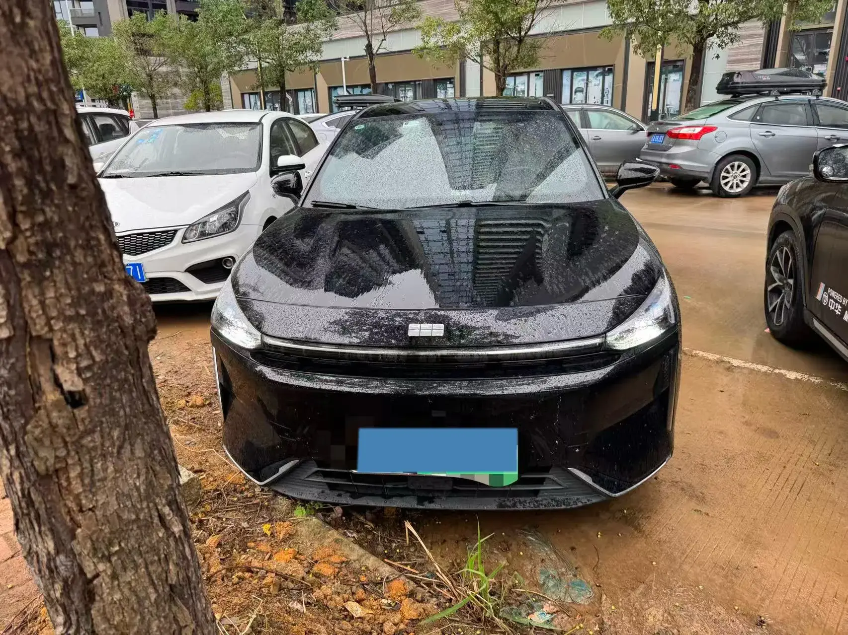 2023 GEELY GALAXY thumbnail 3