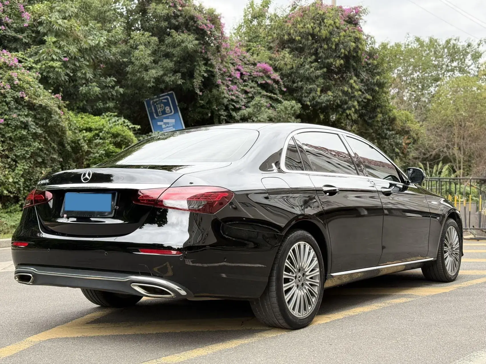 2023 MERCEDES-BENZ E thumbnail 3