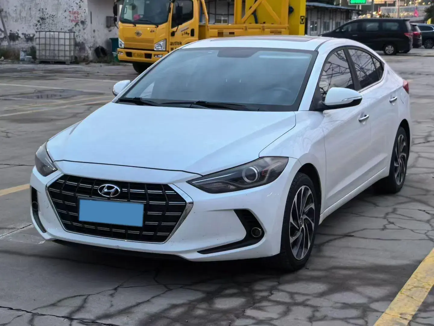2020 HYUNDAI ELANTRA view 1