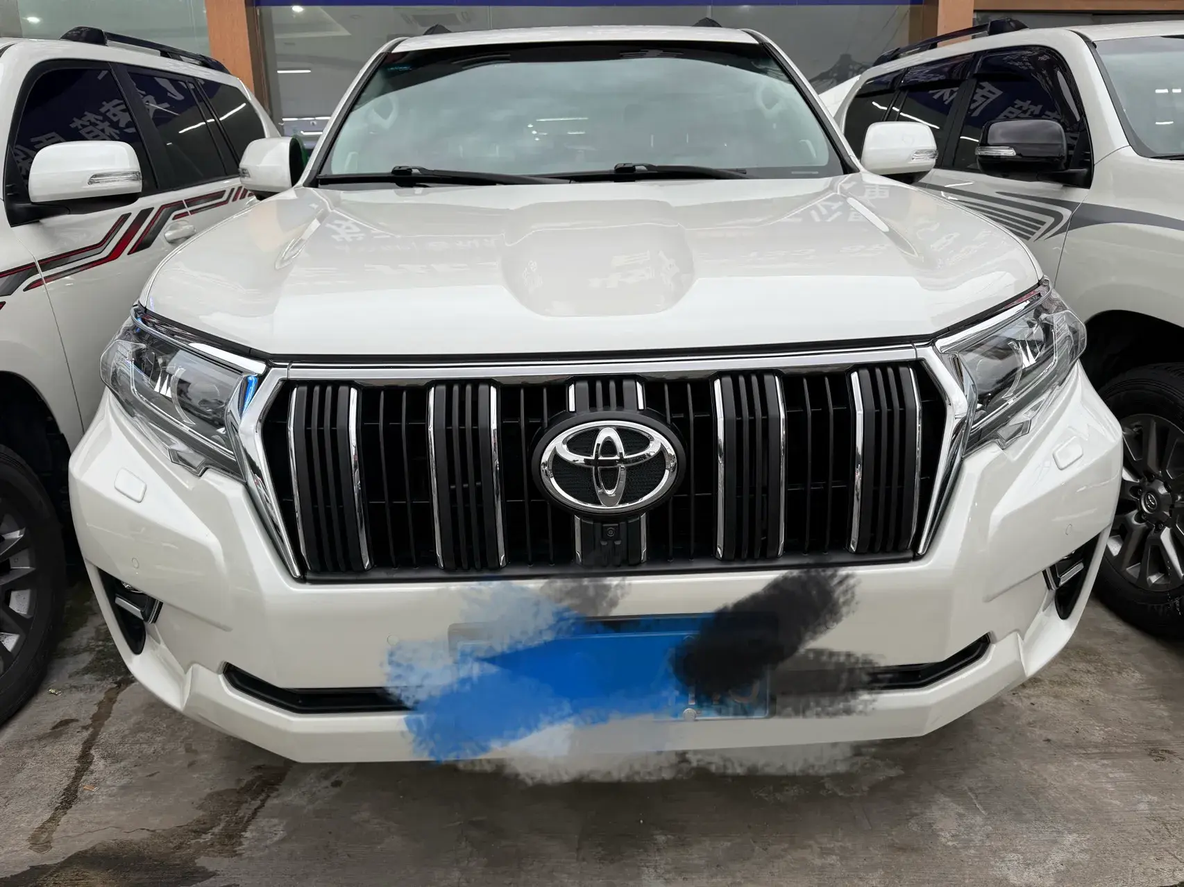 2019 TOYOTA LAND thumbnail 2