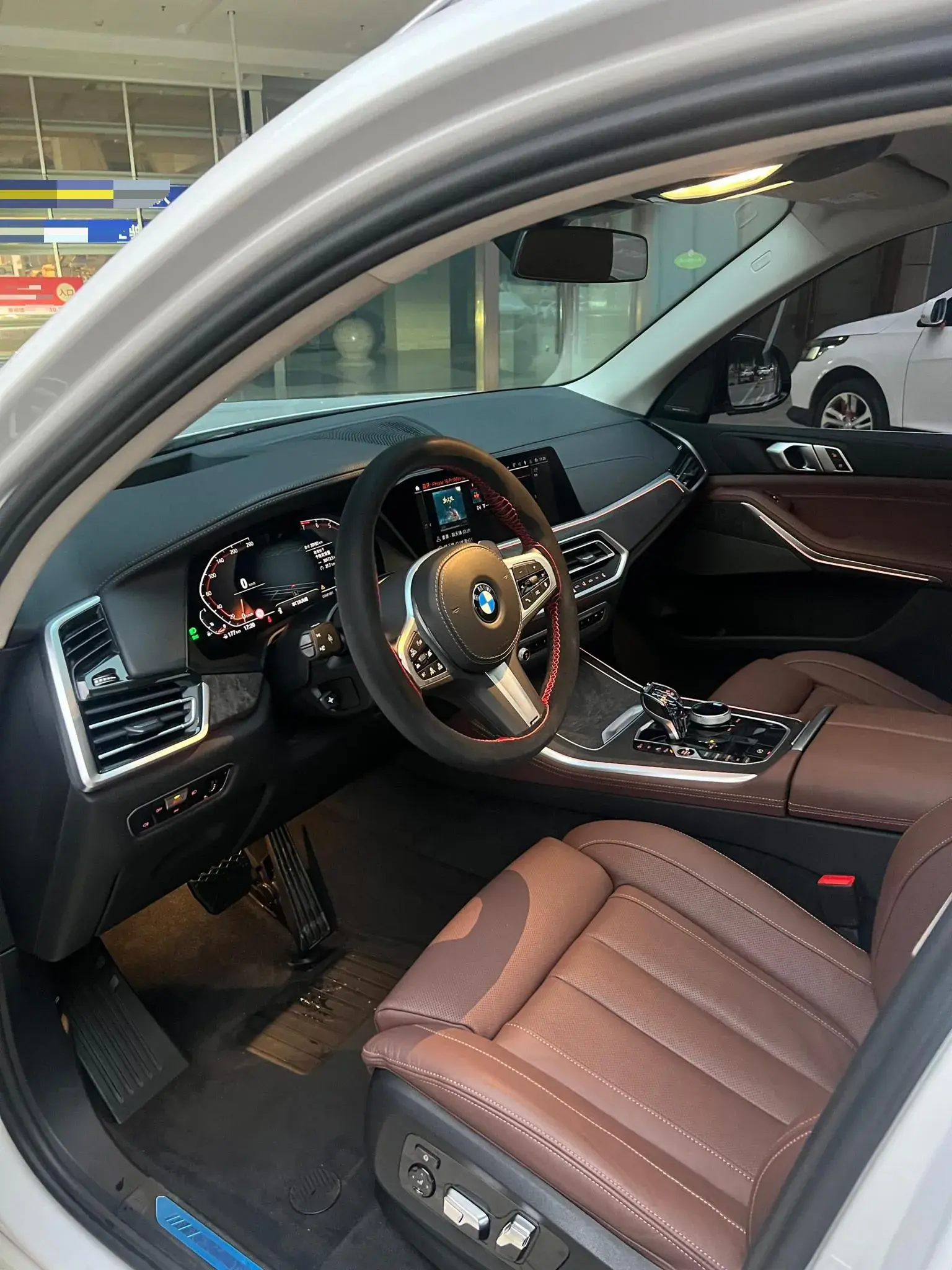 2021 BMW X5 thumbnail 3