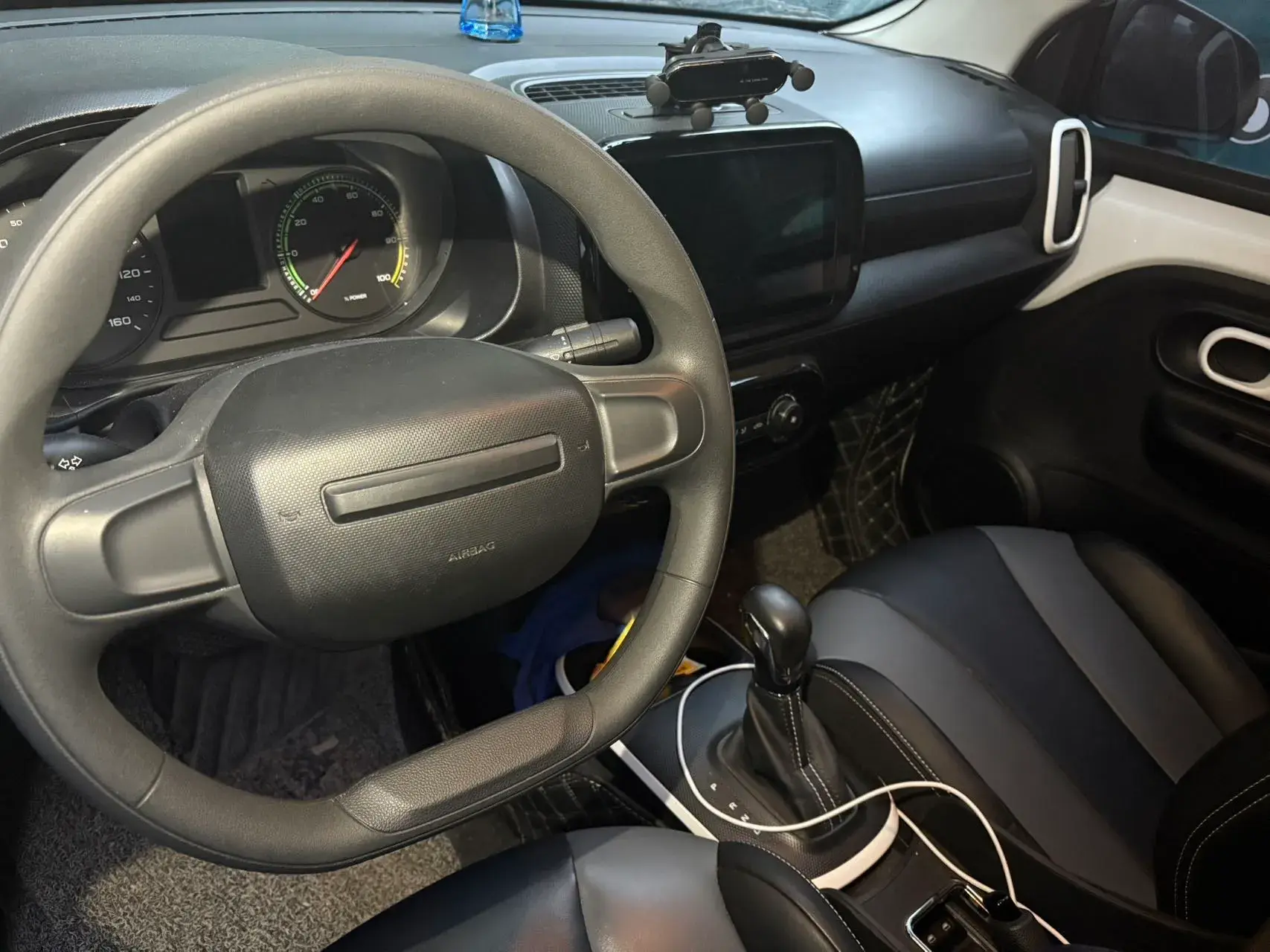 2022 ROEWE CLEVER thumbnail 3