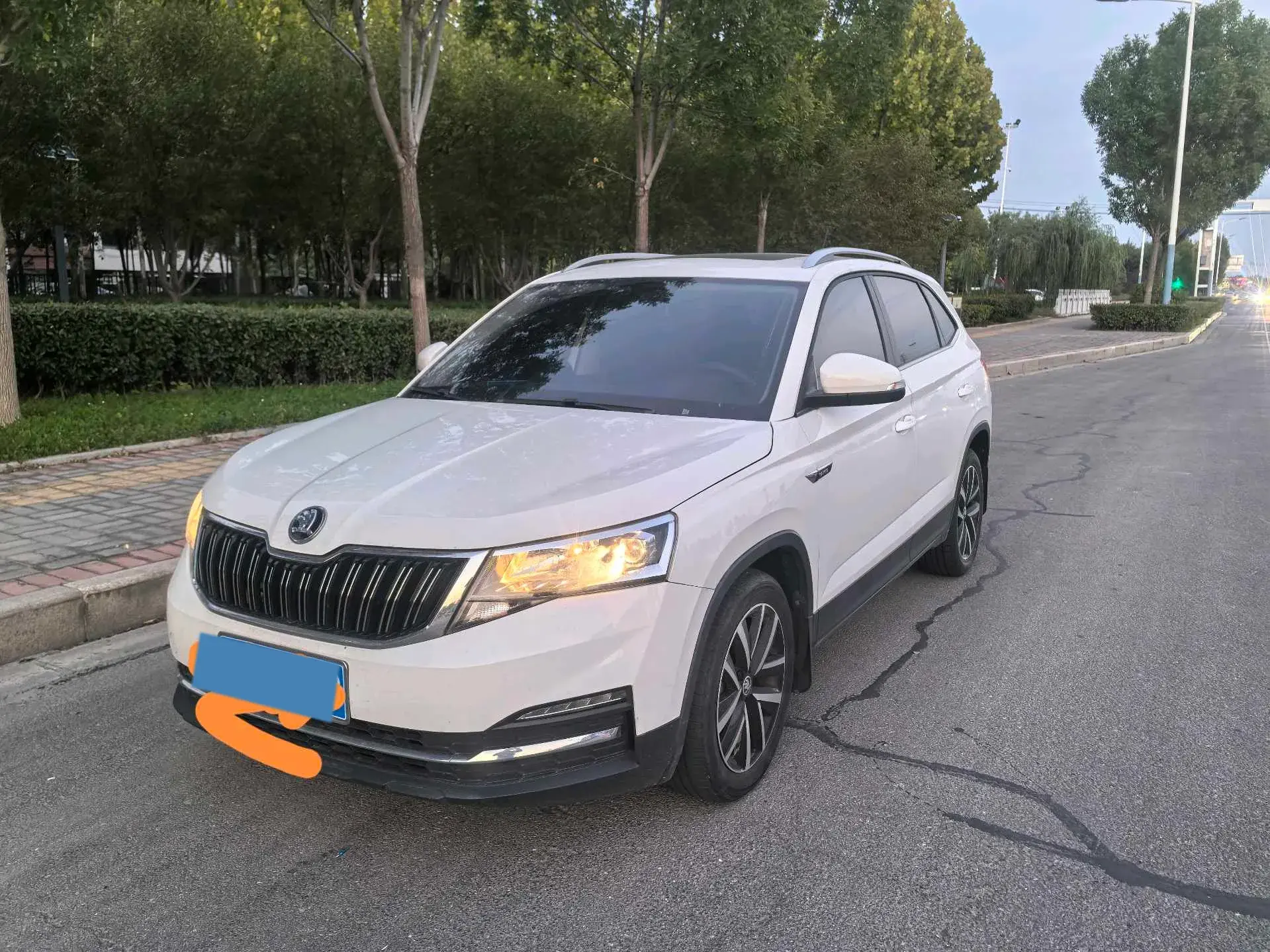 2022 SKODA KAMIQ view 1
