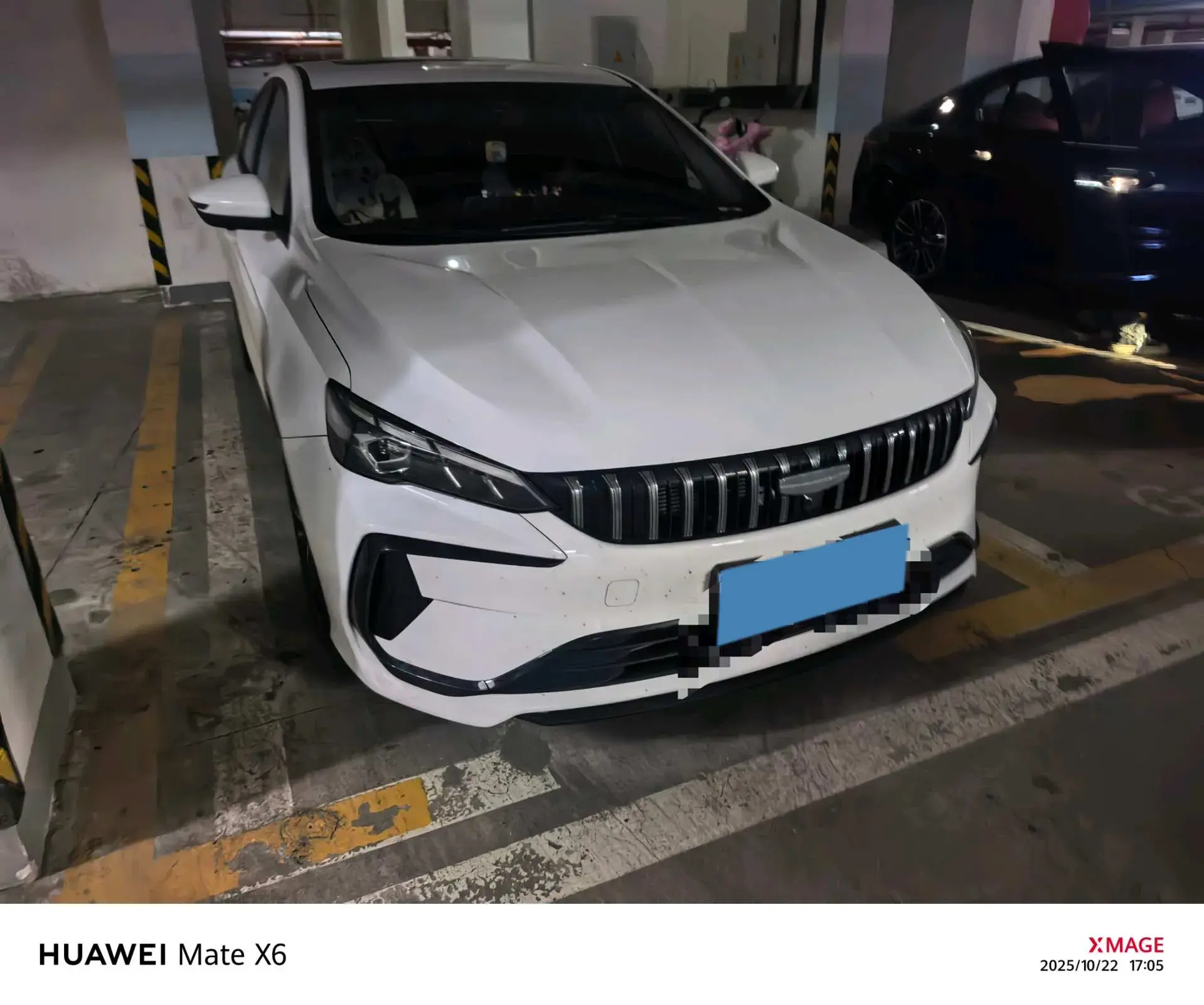 2024 GEELY BINRAY thumbnail 3