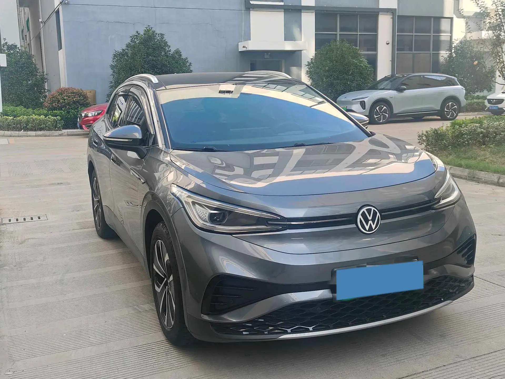 2022 VOLKSWAGEN ID.4 thumbnail 3