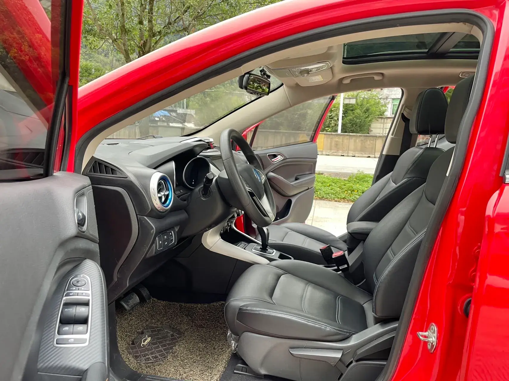 2019 BYD YUAN thumbnail 4