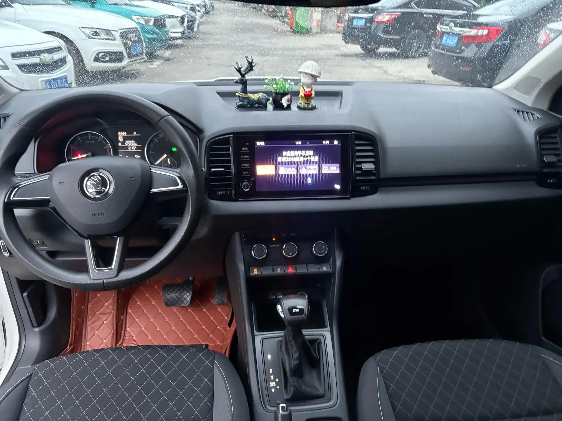 2018 SKODA KAROQ thumbnail 4