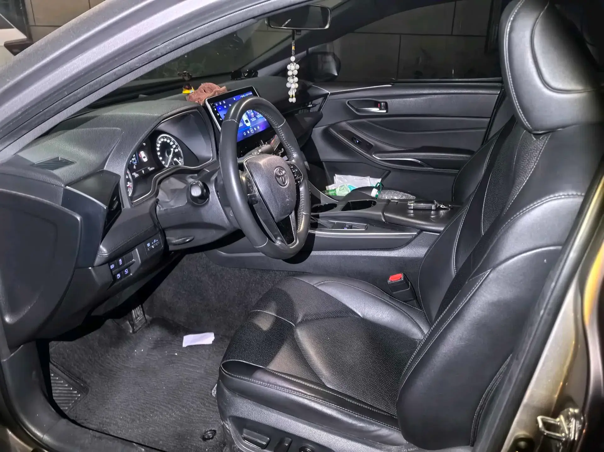 2019 TOYOTA AVALON thumbnail 3