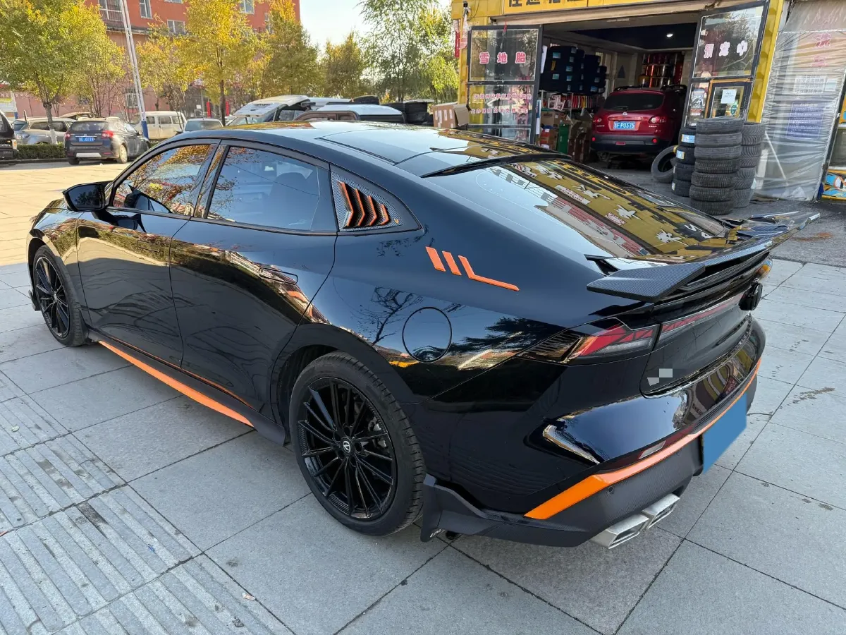 2024 ChangAn UNI-V 1.5T 188HP L4 7DCT,autocango,china used car exporter,china ev exporter,chinese used car exporter,chinese used ev exporter