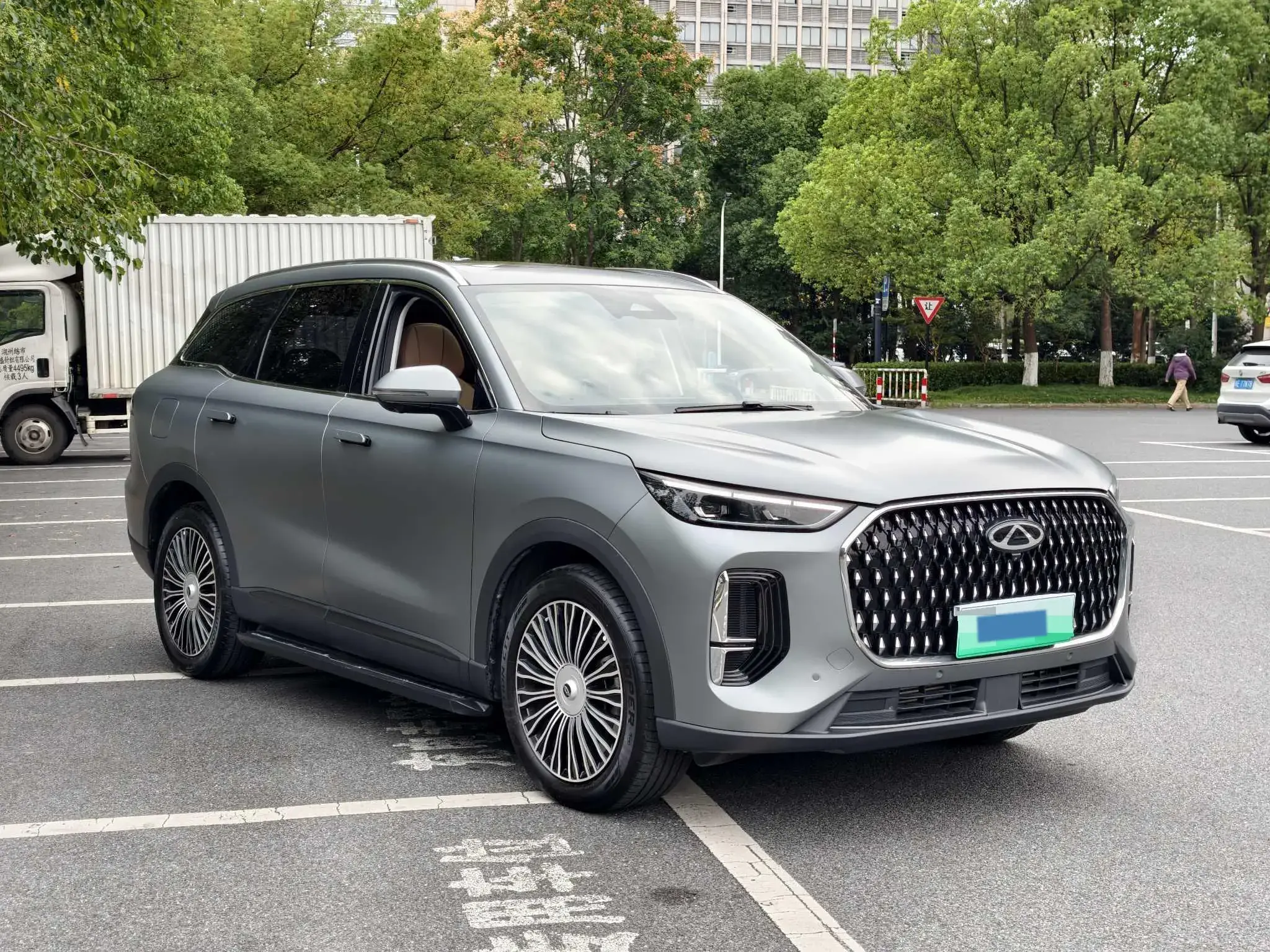 2024 CHERY TIGGO8L thumbnail 4