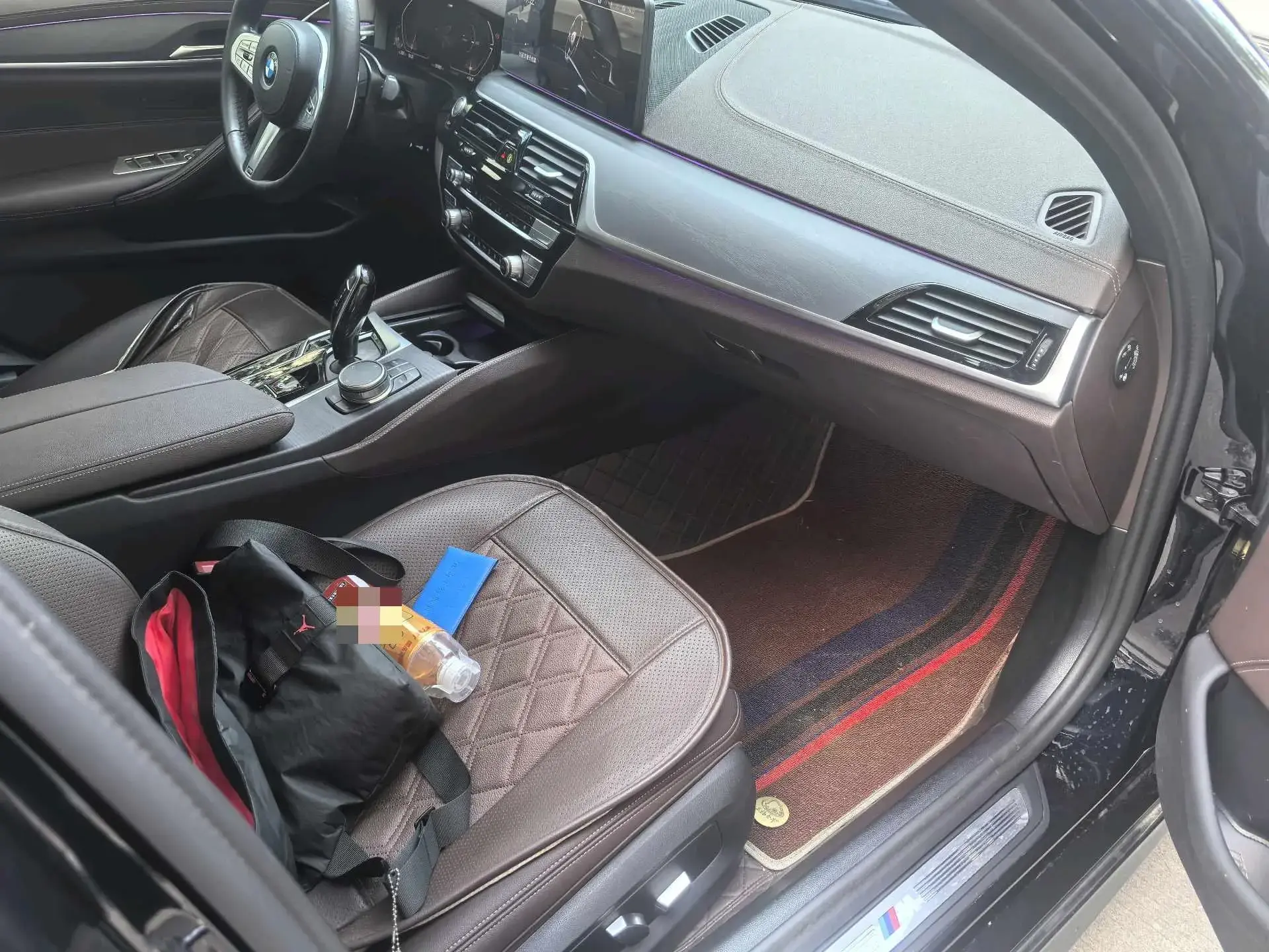 2023 BMW 5 thumbnail 4