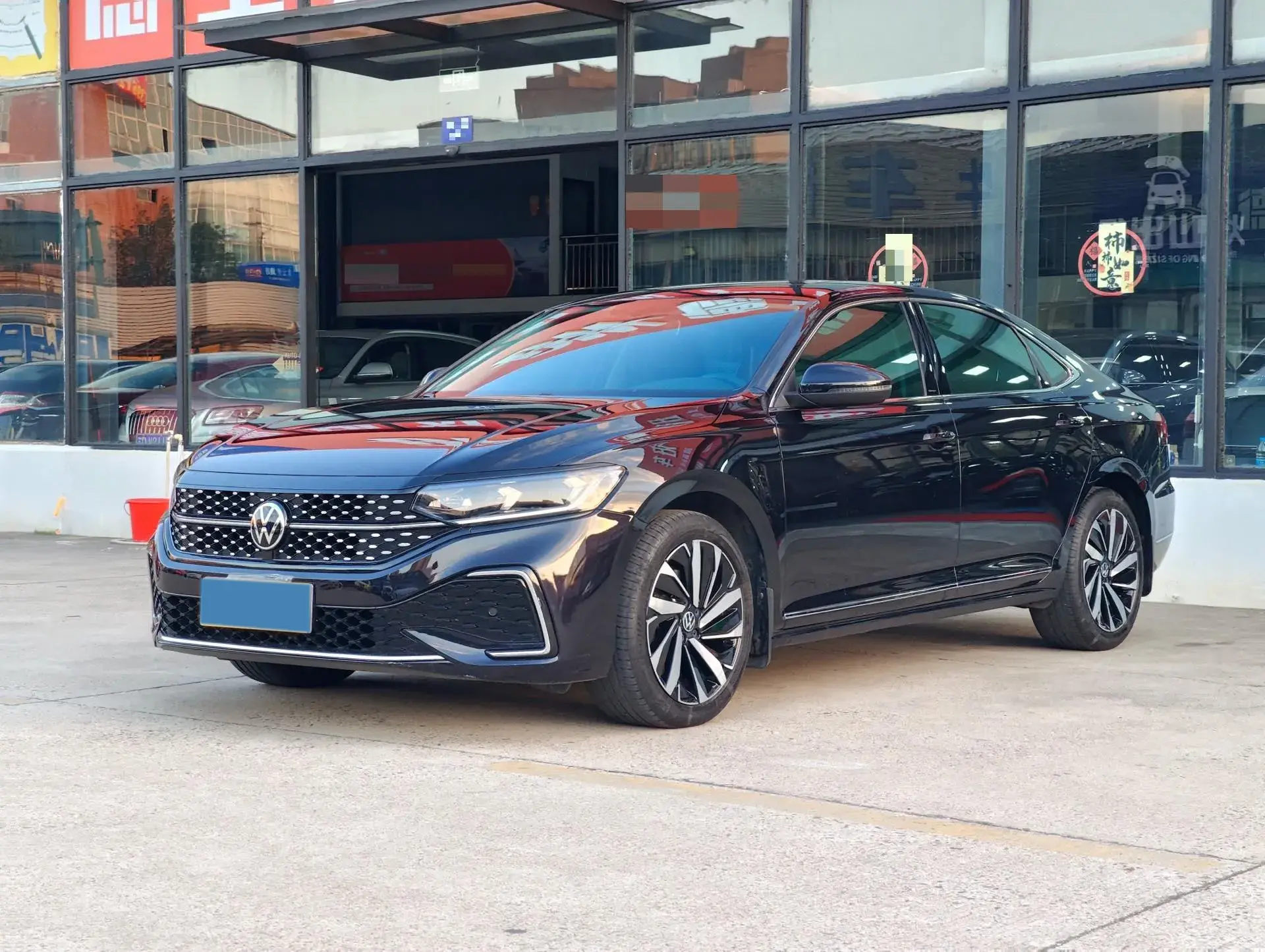 2022 VOLKSWAGEN PASSAT view 1