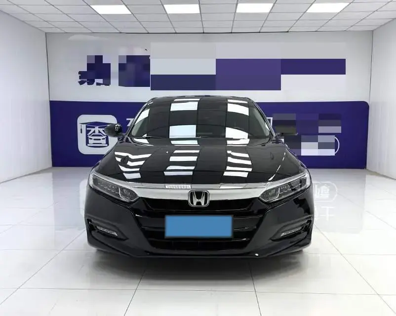 2018 HONDA ACCORD thumbnail 3