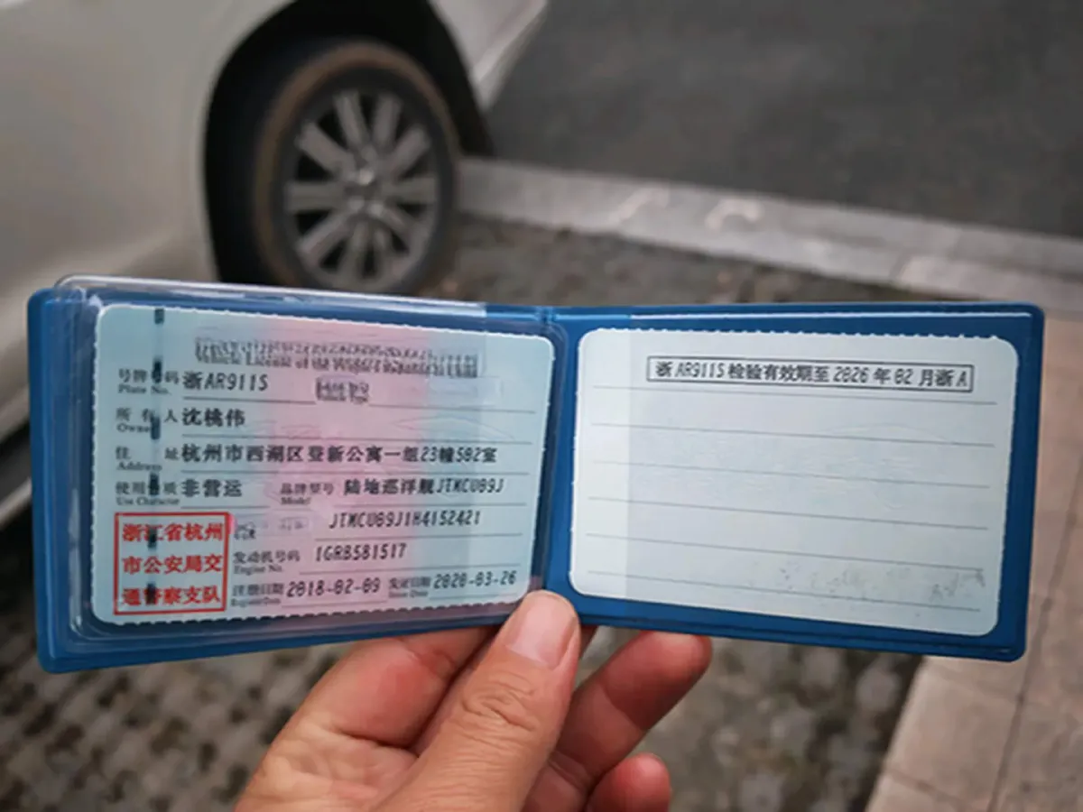 2015 Toyota Land Cruiser 4.6L 310HP V8 6AT,autocango,china used car exporter,china ev exporter,chinese used car exporter,chinese used ev exporter