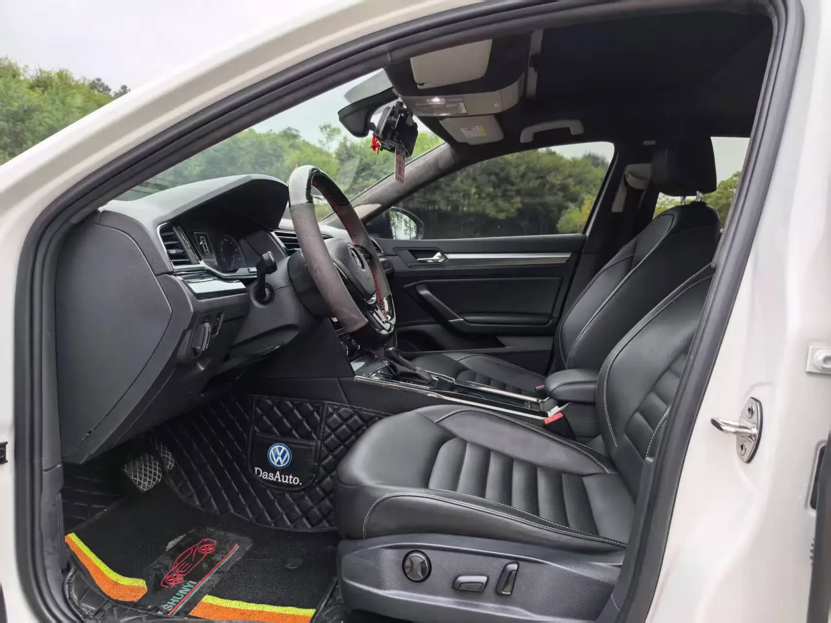 2019 VOLKSWAGEN LAMANDO thumbnail 4