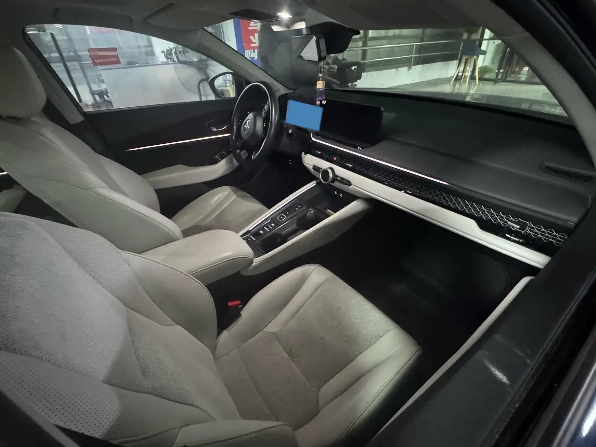 2023 HONDA ACCORD thumbnail 4