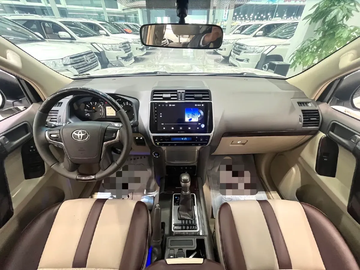 2020 Toyota Yaris 1.6T 261HP L3 6MT,autocango,china used car exporter,china ev exporter,chinese used car exporter,chinese used ev exporter