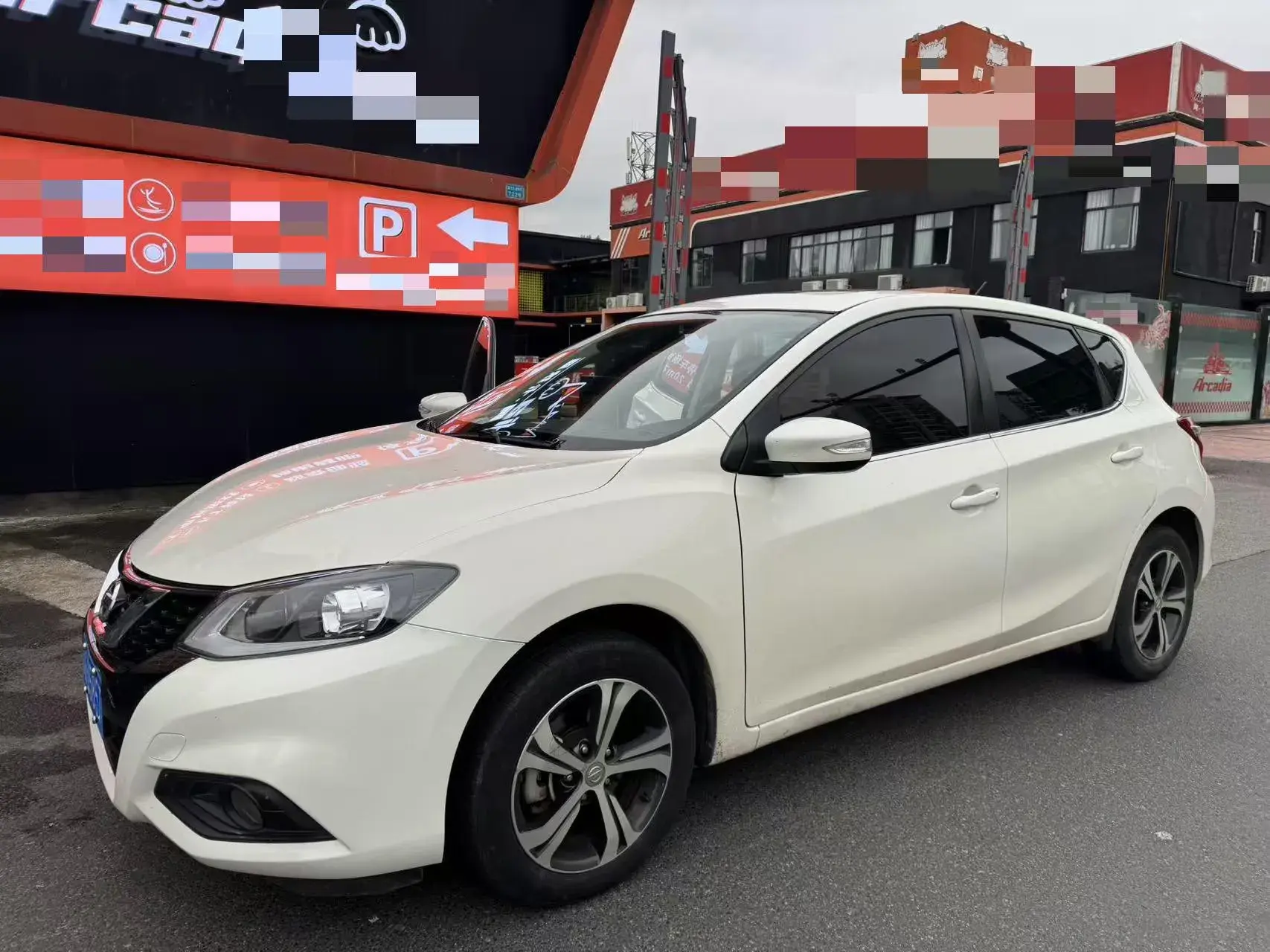 2020 NISSAN TIIDA view 1