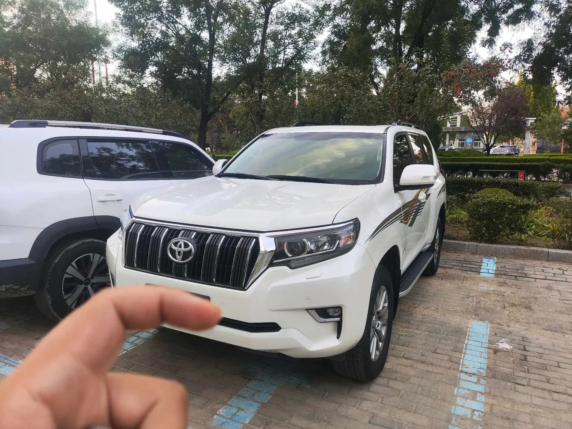 2018 TOYOTA LAND view 1