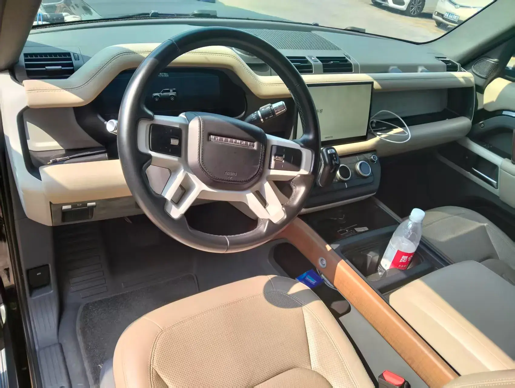 2022 LAND ROVER thumbnail 2