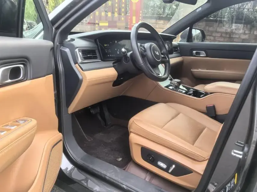 2021 LI ONE thumbnail 4