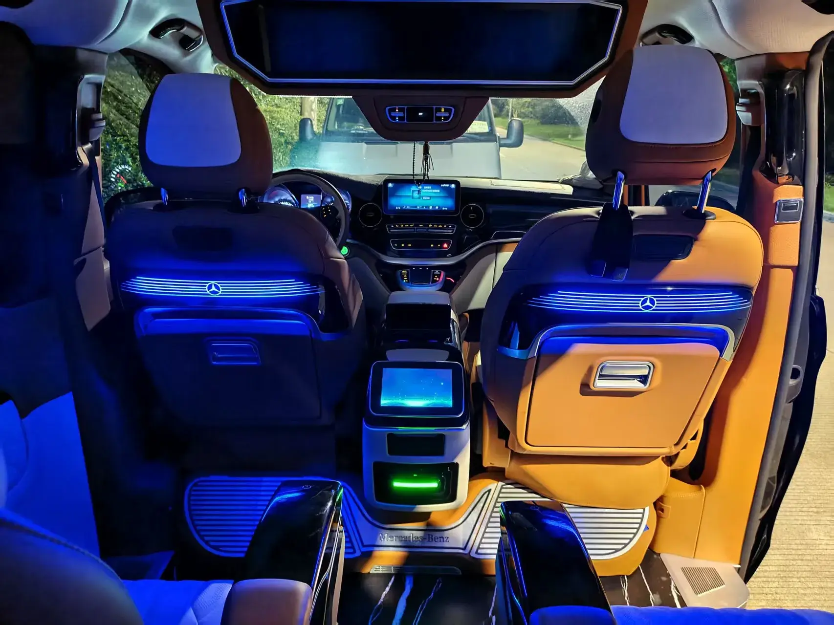 2022 MERCEDES-BENZ V thumbnail 4