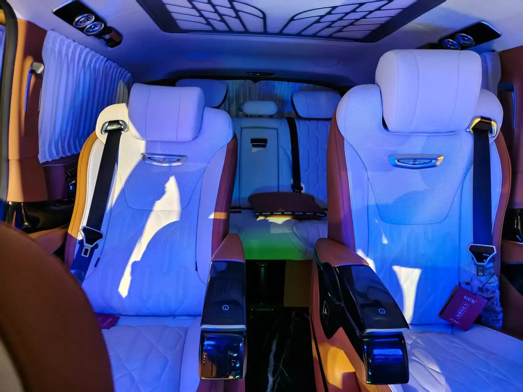 2022 MERCEDES-BENZ V thumbnail 2