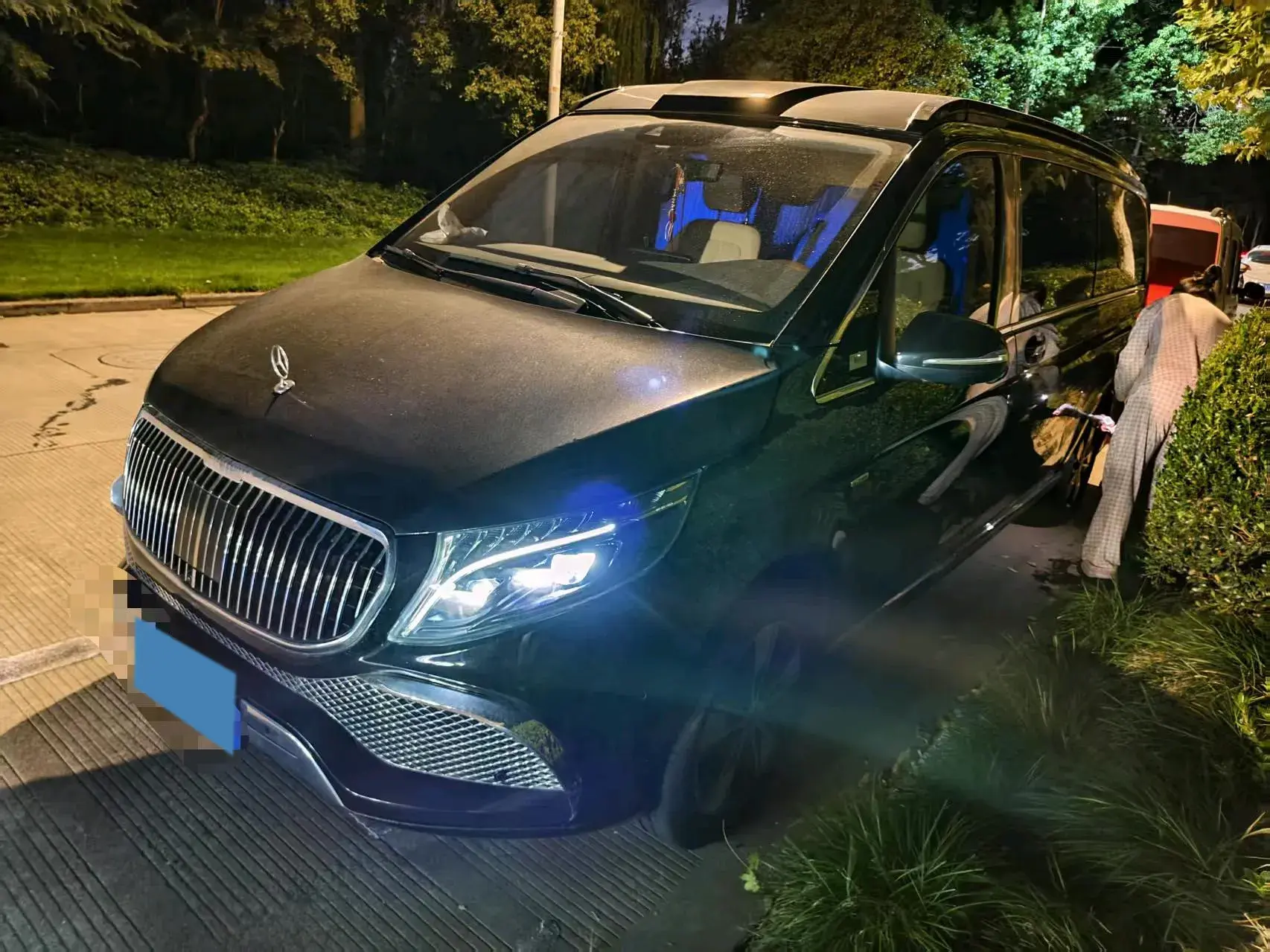 2022 MERCEDES-BENZ V view 1