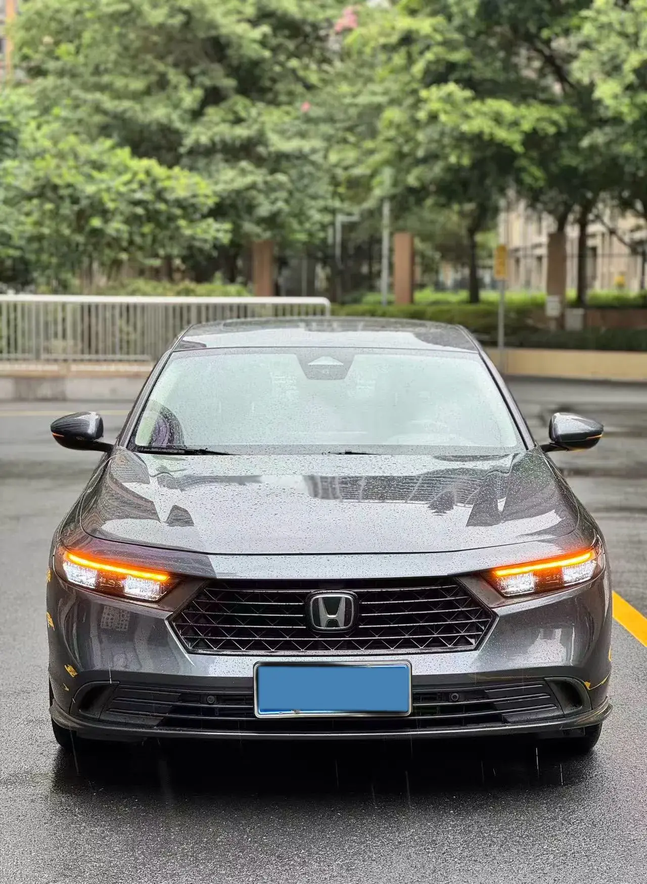 2023 HONDA ACCORD thumbnail 2