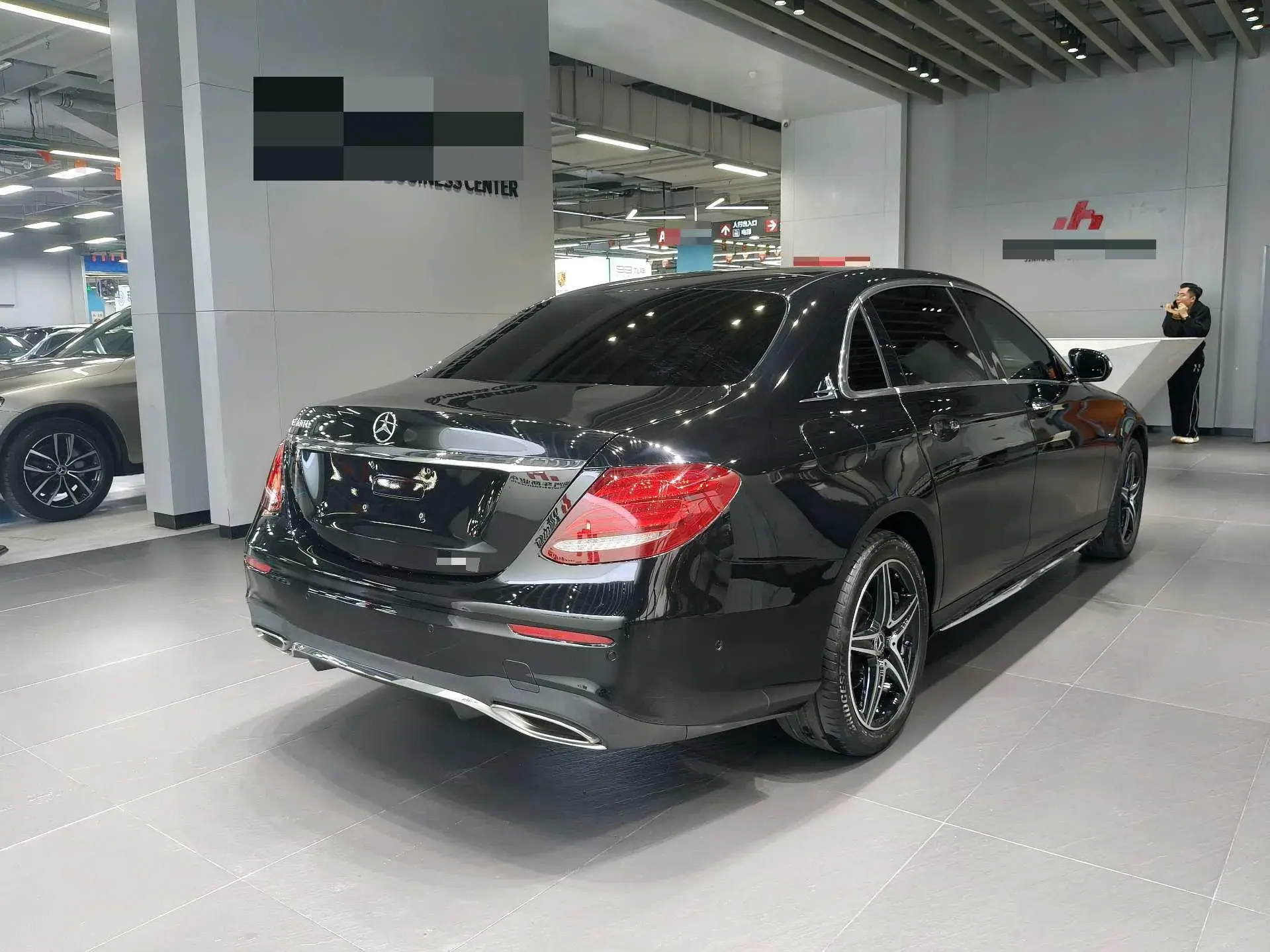 2020 MERCEDES-BENZ E thumbnail 4