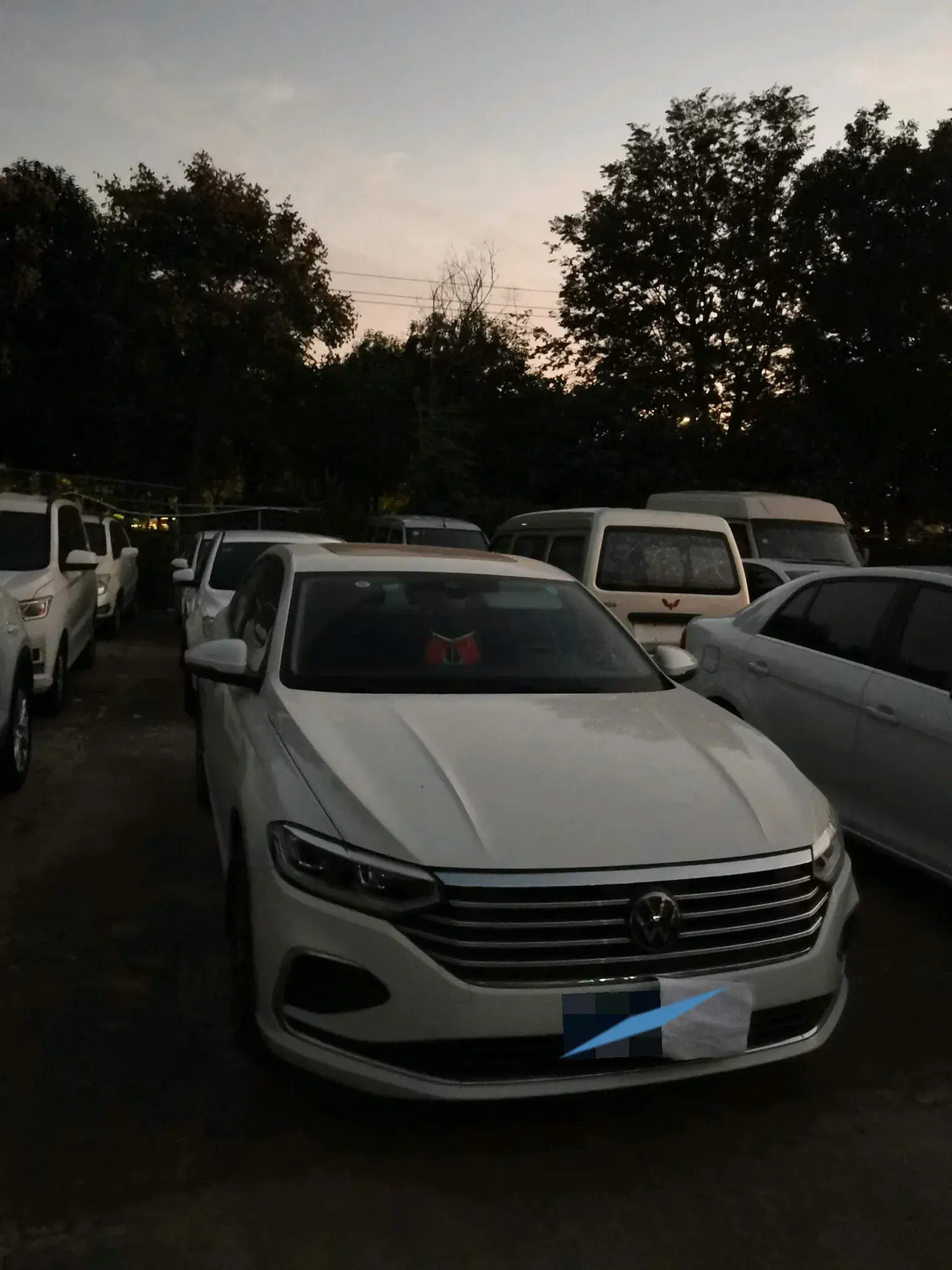 2023 VOLKSWAGEN LAVIDA thumbnail 2