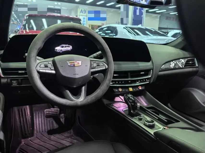 2025 CADILLAC CT5 thumbnail 4