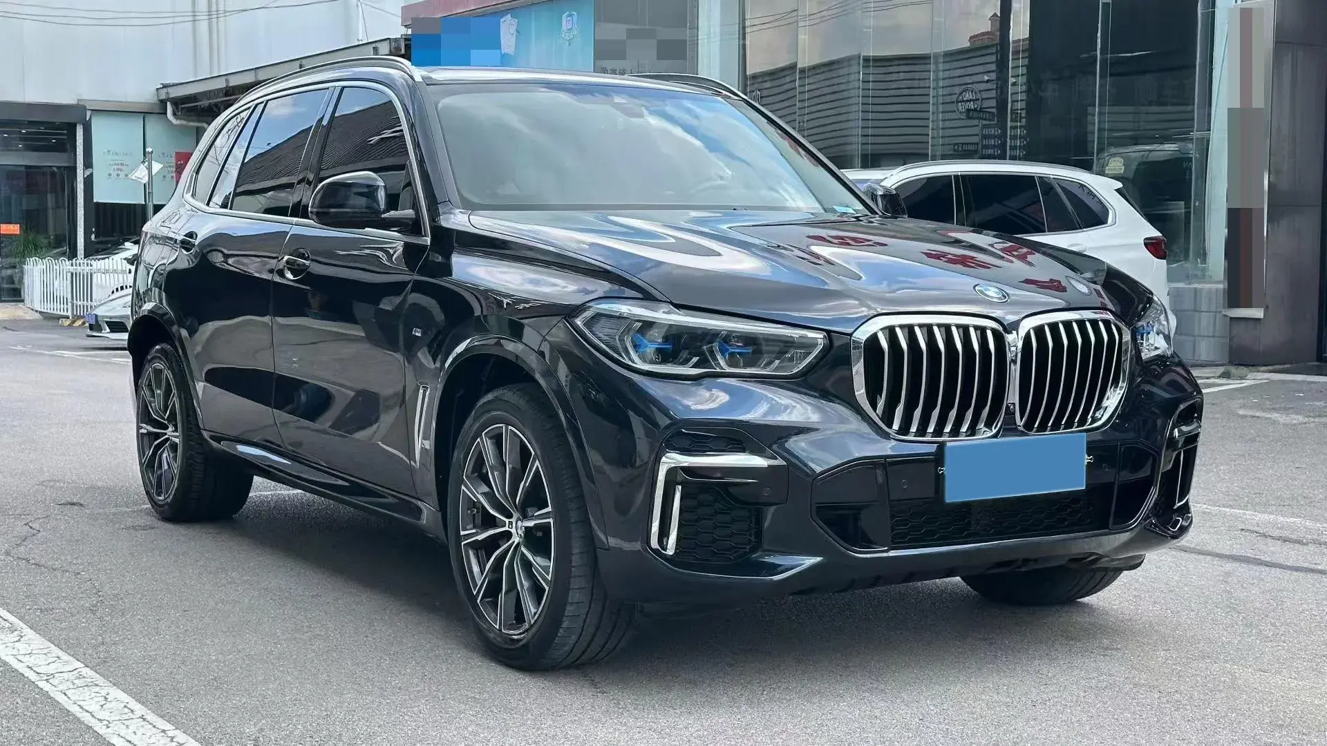 2022 BMW X5 thumbnail 3