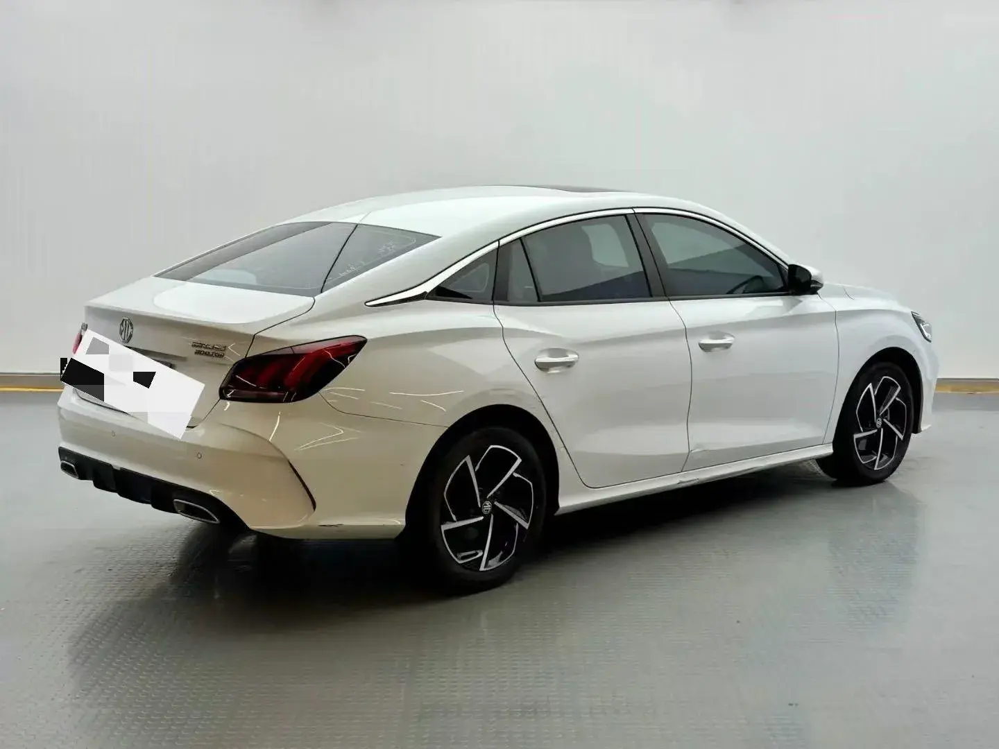 2021 MG 5 thumbnail 2