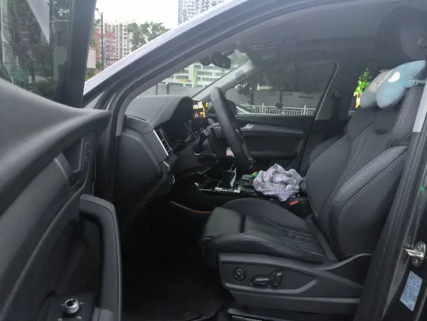 2022 AUDI Q5L thumbnail 4