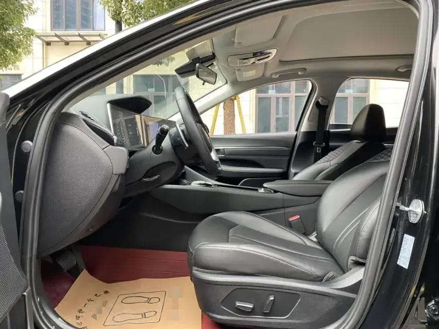 2020 HYUNDAI SONATA thumbnail 4