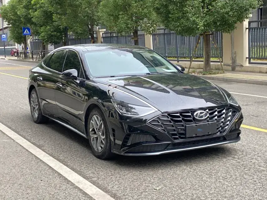 2020 HYUNDAI SONATA thumbnail 3