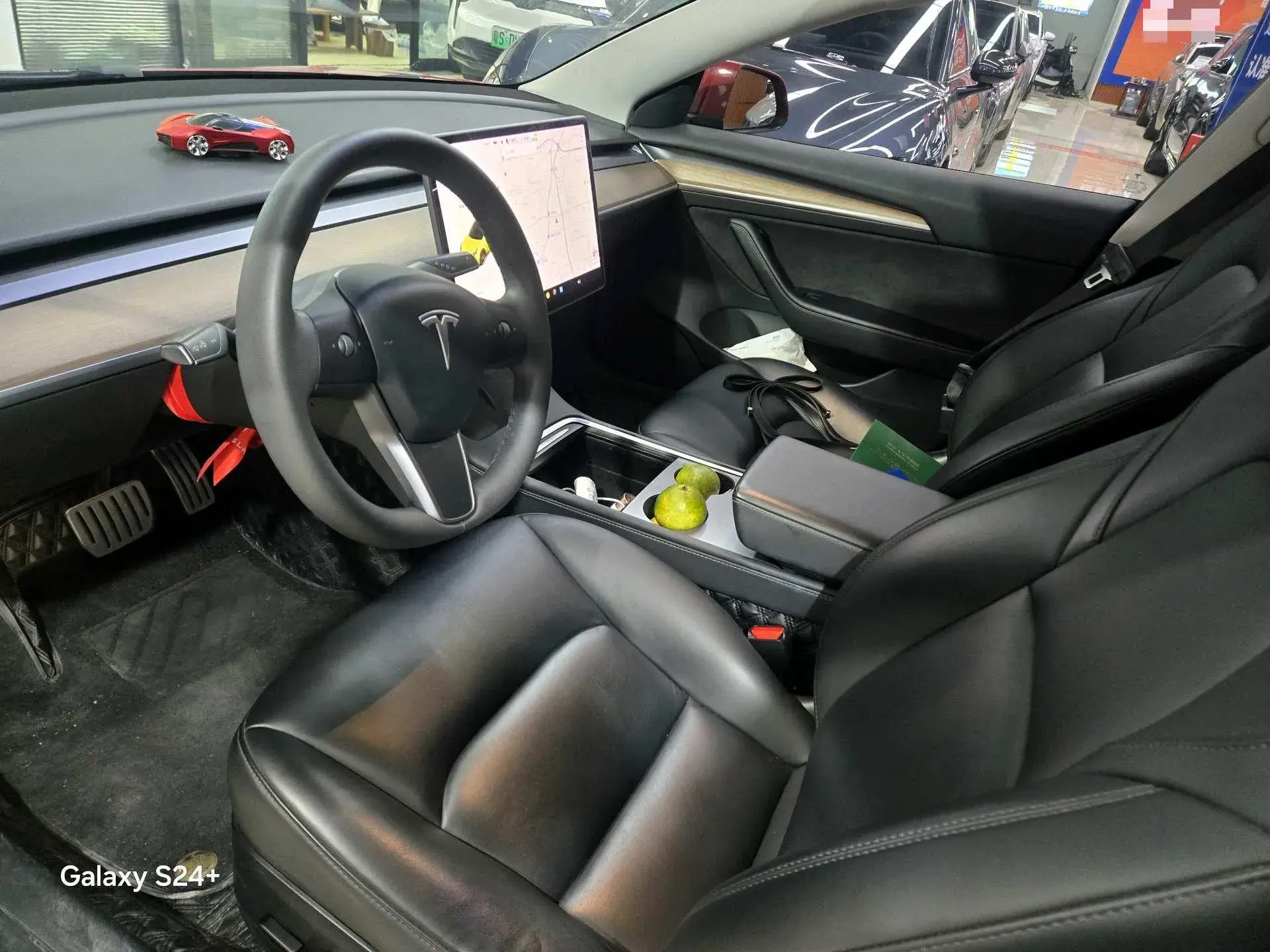 2021 TESLA MODEL thumbnail 4