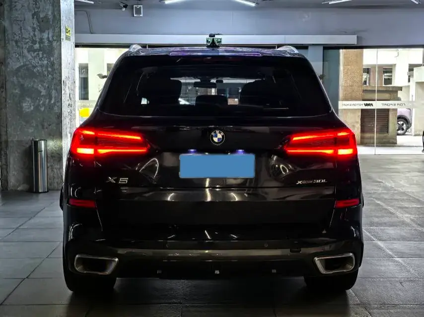 2022 BMW X5 thumbnail 4