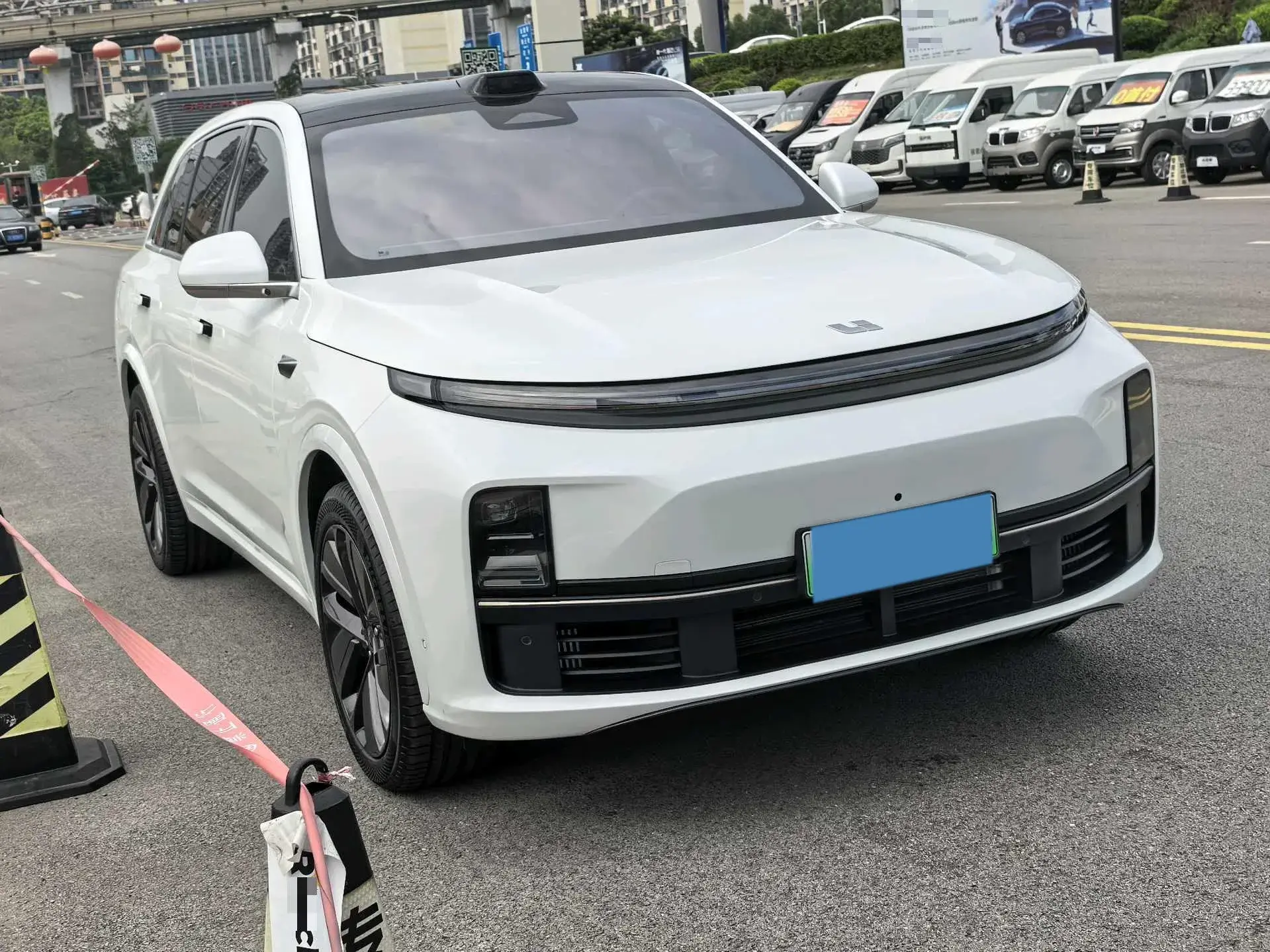 2024 LI L6 thumbnail 4