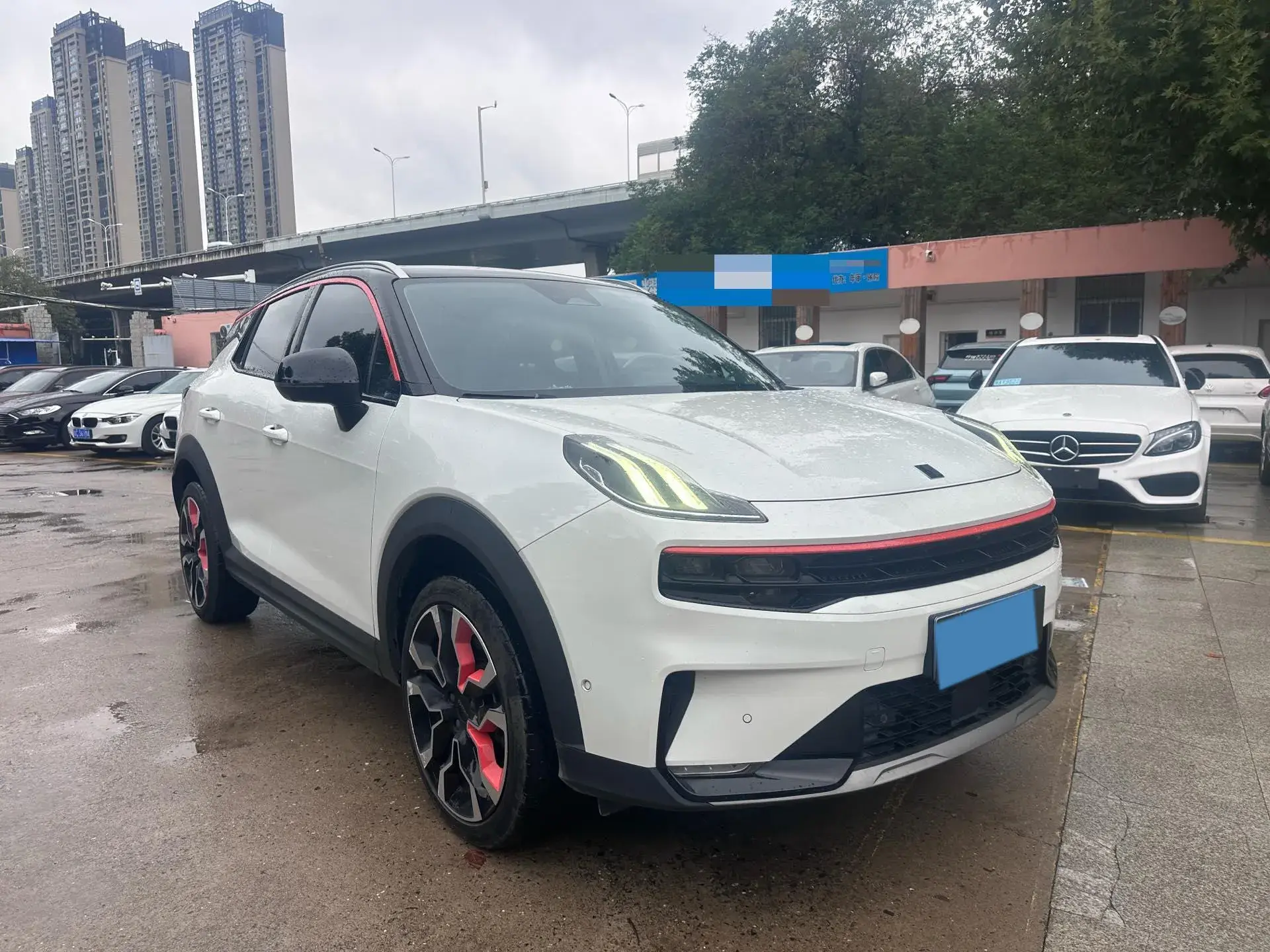 2022 LYNK&CO 06 thumbnail 3