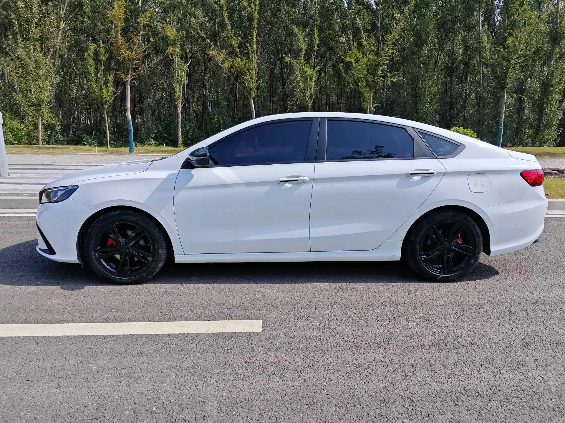 2021 GEELY BINRAY thumbnail 4