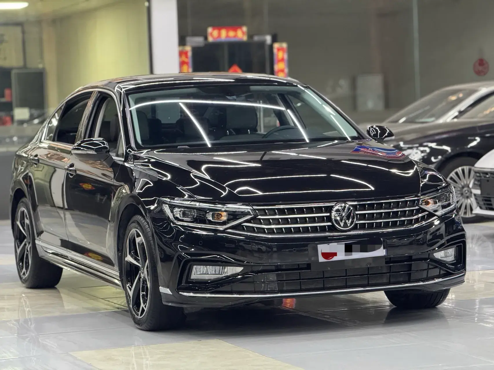 2023 VOLKSWAGEN MAGOTAN thumbnail 3